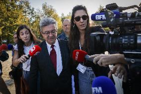 Jean-Luc Melenchon Promotes His Book - Bordeaux