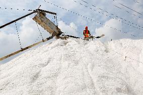 Dapu Salt Field in Lianyungang