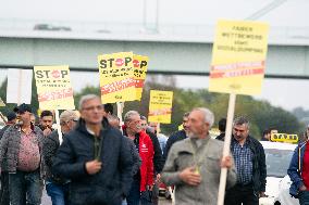 Taxi Drivers Go On Strike In Cologne