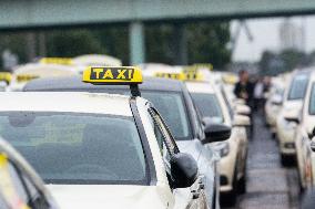 Taxi Drivers Go On Strike In Cologne