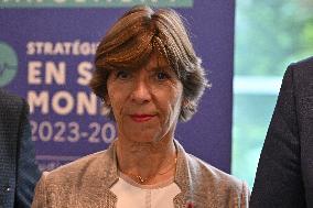 Launch Of French Strategy Of World Health - Lyon