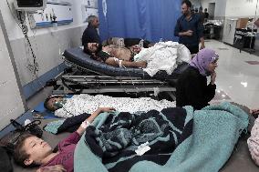 Gaza Hospital Is Running Beds