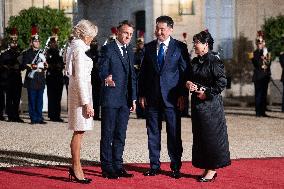 Monglolia President arrives at the Elysee for a State Dinner - Paris