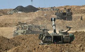 MIDEAST-ISRAELI-PALESTINIAN CONFLICT-DEATH TOLL