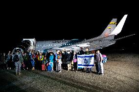 Humanitarian Flight From Israel Arrives in Colombia