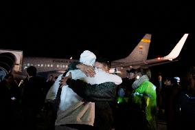 Humanitarian Flight From Israel Arrives in Colombia