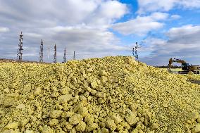 Sulfur Produced by China Petroleum