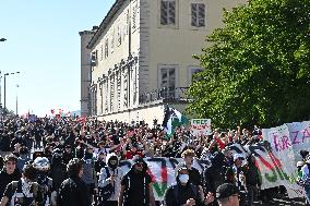 Inter-Union Strike And Mobilization For Wages - Lyon