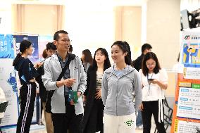 100-University Linkage Employment Activity in Nanjing
