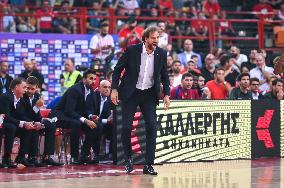 Olympiacos Piraeus v FC Barcelona - Turkish Airlines EuroLeague