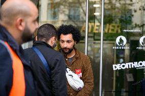 Rally And Picket In Front Of The Decathlon - Paris