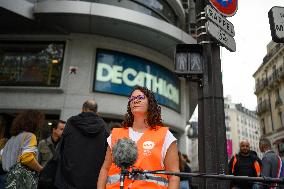 Rally And Picket In Front Of The Decathlon - Paris