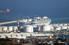 Divers ships in the port of Barcelona