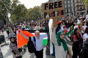 Demonstration In Support Of Palestine - Barcelona