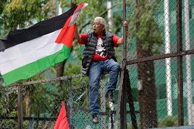 Palestinian Community In Mexico Demonstrates At US Embassy In Mexico City