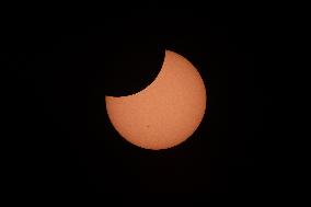 Annular Eclipse Viewed From Maninalco, Mexico