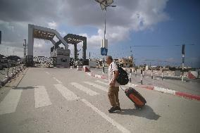 MIDEAST-GAZA-RAFAH-PALESTINIAN-ISRAELI CONFLICT-BORDER CROSSING