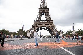 Derniere Renovation Action On Iena Bridge - Paris