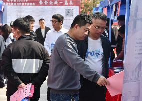 Job Fair in Handan