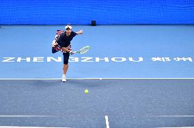 (SP)CHINA-ZHENGZHOU-TENNIS-WTA TOUR-ZHENGZHOU OPEN(CN)