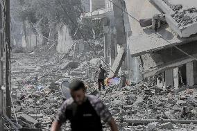 Humanitarian Catastrophe Looms After Israeli Attacks - Gaza