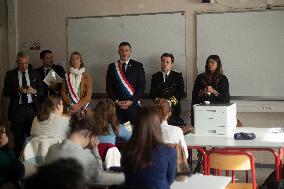 Prisca Thevenot Attends Tribute To Samuel Paty And Dominique Bernard - Sevres