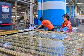 Glass Workshop Products in Qingzhou