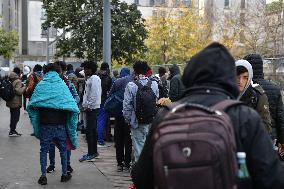 Migrants Gather To Receive Alimentary Aid - Paris