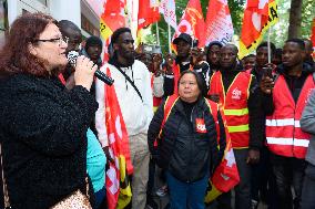 Undocumented Migrants Demand Regularization - Paris