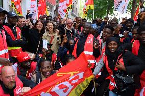 Undocumented Migrants Demand Regularization - Paris