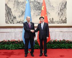 (BRF2023)CHINA-BEIJING-WANG HUNING-KAZAKHSTAN-PRESIDENT-MEETING (CN)