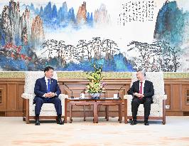 CHINA-BEIJING-LI XI-MONGOLIAN PRESIDENT-MEETING (CN)