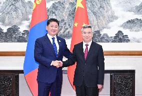 CHINA-BEIJING-LI XI-MONGOLIAN PRESIDENT-MEETING (CN)