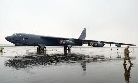 B-52 strategic bomber