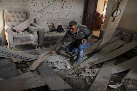 LEBANON-ISRAEL-BORDER-DAMAGED HOUSE