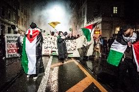 DEMONSTRATION IN SUPPORT OF PALESTINE