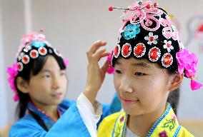 Pupils Learn Xianzi Opera in Linyi