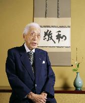 Ex-Japanese tea ceremony school head talks about wartime experience