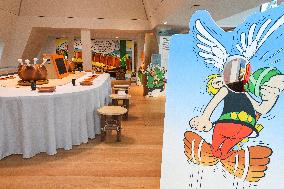 L'Economie Selon Asterix Exhibition - Paris