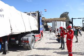 EGYPT-RAFAH BORDER CROSSING-OPEN