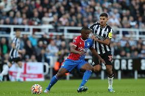 Newcastle United v Crystal Palace - Premier League