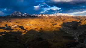 Yala Snow-capped Mountain Sunset Scenery in Ganzi