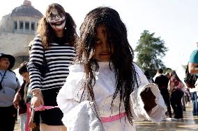 Zombie March - Mexico