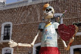 Monumental Catrinas Receive The Day Of The Dead Festivity In Atlixco, Mexico