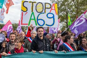 A69 Freeway Protest - Saix