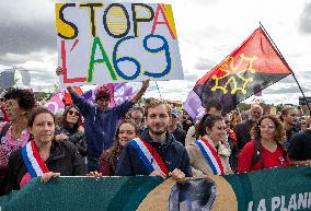 A69 Freeway Protest - Saix