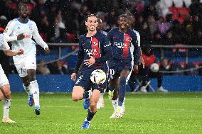 Ligue 1 - PSG v Strasbourg