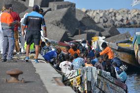 Two Canoes With 327 Migrants Arrive At El Hierro Island - Spain
