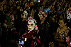 Mega Procession Of Catrinas  In Mexico City