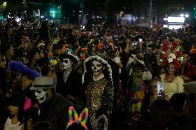 Mega Procession Of Catrinas  In Mexico City